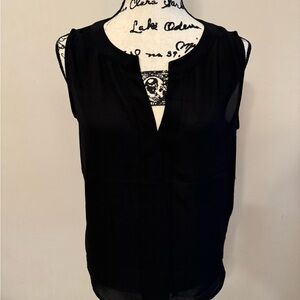 New York & Company Black Sleeveless V-Neck Blouse